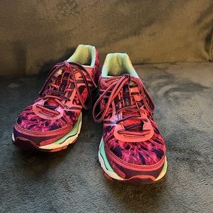 Mizuno Wave Creation 15 size 7